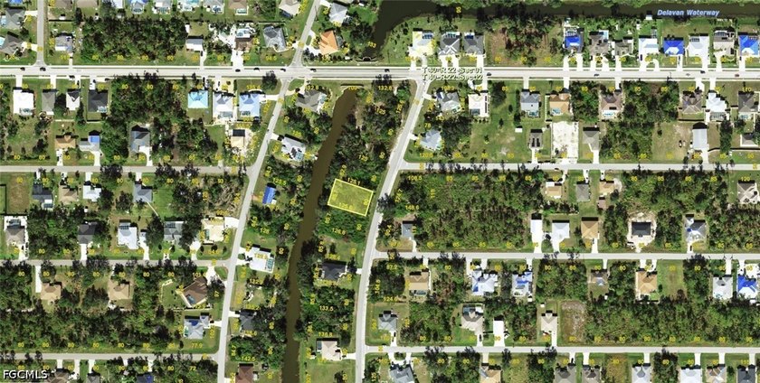 No HOAs, deed restrictions or CDDs!!! Not in a zone requiring - photo 2