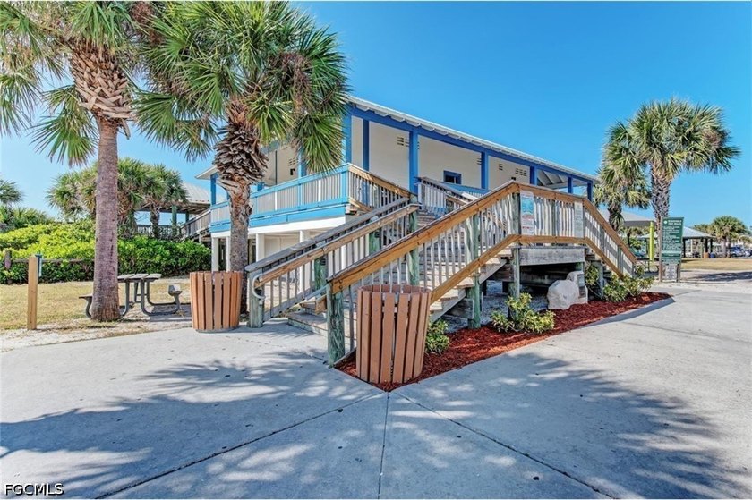 No HOAs, deed restrictions or CDDs!!! Not in a zone requiring - photo 6