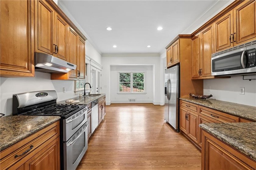 Tucked away in a great family neighborhood, this solid, handsome - photo 14