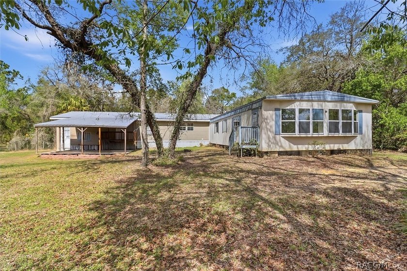 Spacious and unique property offering exceptional living space - photo 39