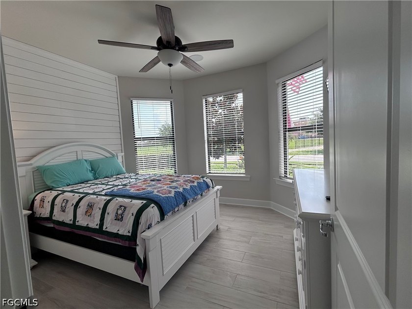 Welcome to your dream home in the highly sought-after community - photo 4