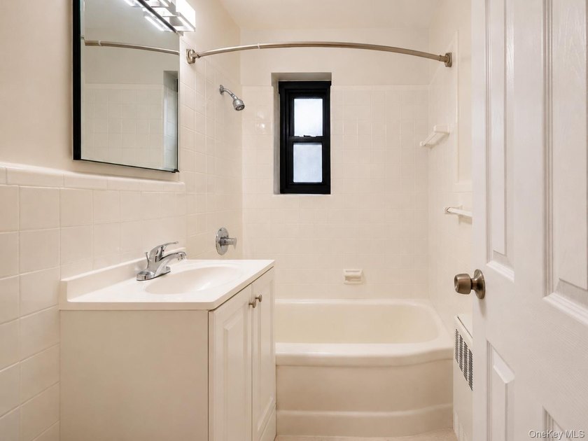Welcome to CO-OP 2N at 50 Brompton Rd, set within a meticulously - photo 7