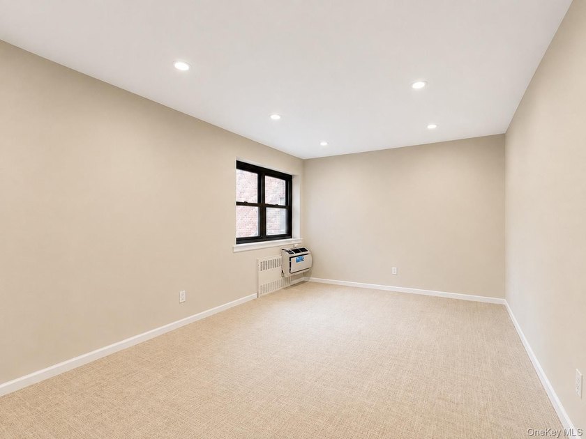 Welcome to CO-OP 2N at 50 Brompton Rd, set within a meticulously - photo 9