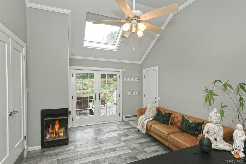 Privacy, space, and an unbeatable location come together in this - photo 9