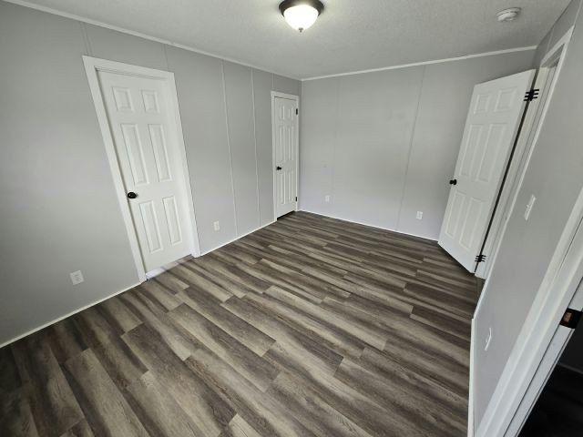 An exciting neighborhood in a growing area, Sunshine Village is - photo 4
