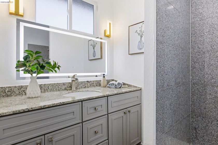 Experience refined modern living in this beautiful move-in-ready - photo 7