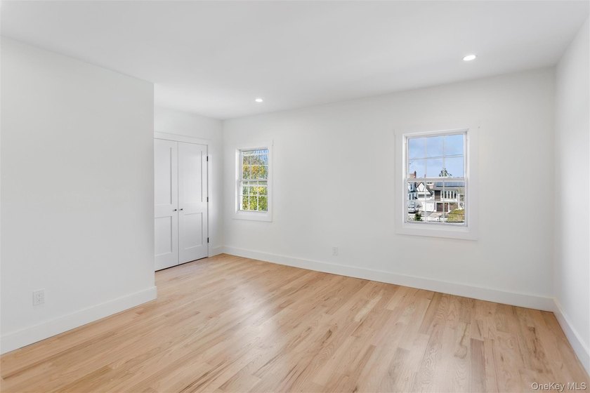 Beautifully renovated and exceptionally spacious, this stunning - photo 34