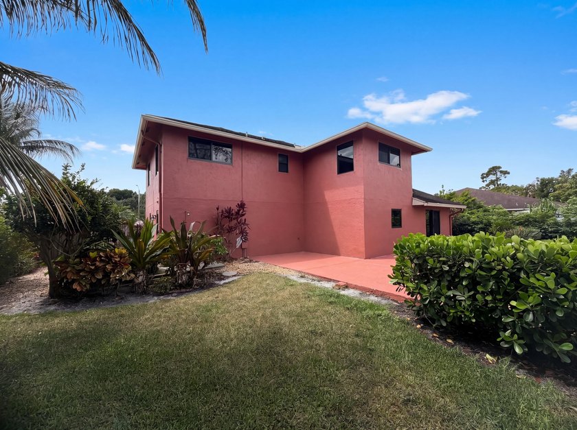 Meet 118 Waterway Rd, a residence recently enhanced with fresh - photo 5