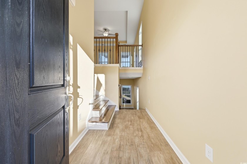 Coastal-Chic Split-Level in Sought-After Prince Creek - Primary - photo 3