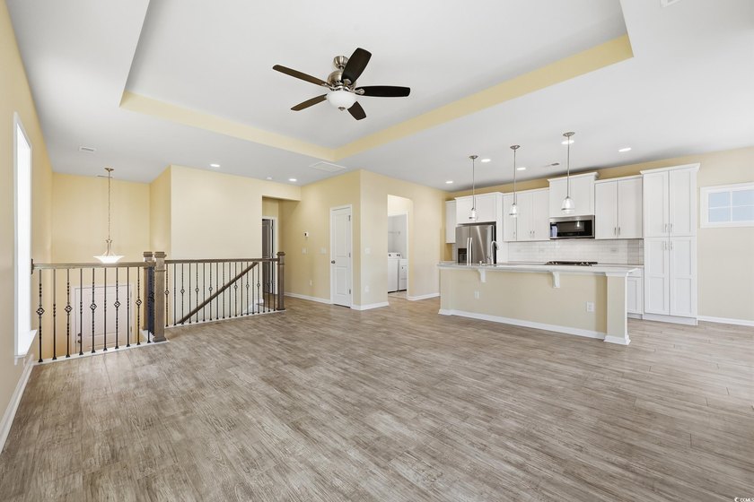 Coastal-Chic Split-Level in Sought-After Prince Creek - Primary - photo 5