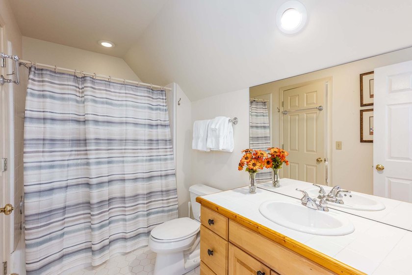 Tucked within the natural beauty of Lake Toxaway Estates, this - photo 14