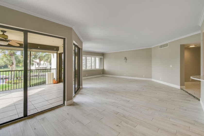 Luxurious Move-in Ready, Updated Waterfront Condo in Harbor - photo 35