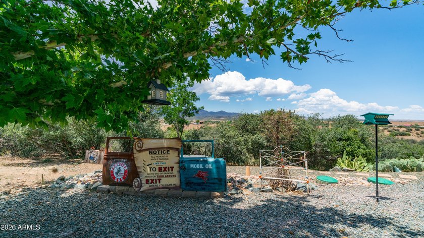 Custom built home in Meadow Ranch with million dollar views of - photo 11