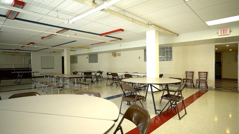Specialty Building offering three floors of offices, large class - photo 12