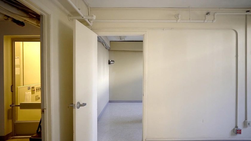 Specialty Building offering three floors of offices, large class - photo 22