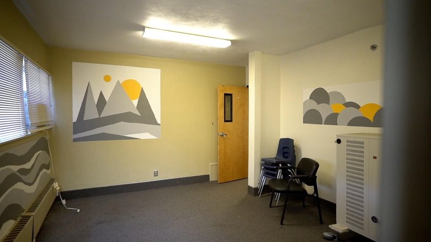Specialty Building offering three floors of offices, large class - photo 28