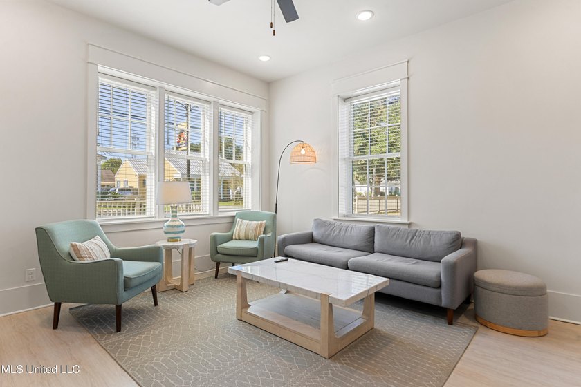 Welcome to 315 Main Street Condos - where historic charm meets - photo 8