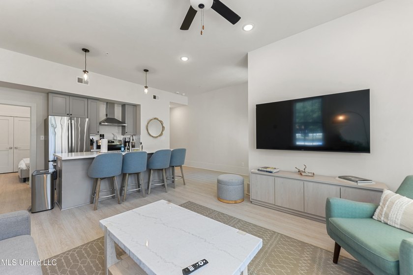 Welcome to 315 Main Street Condos - where historic charm meets - photo 10