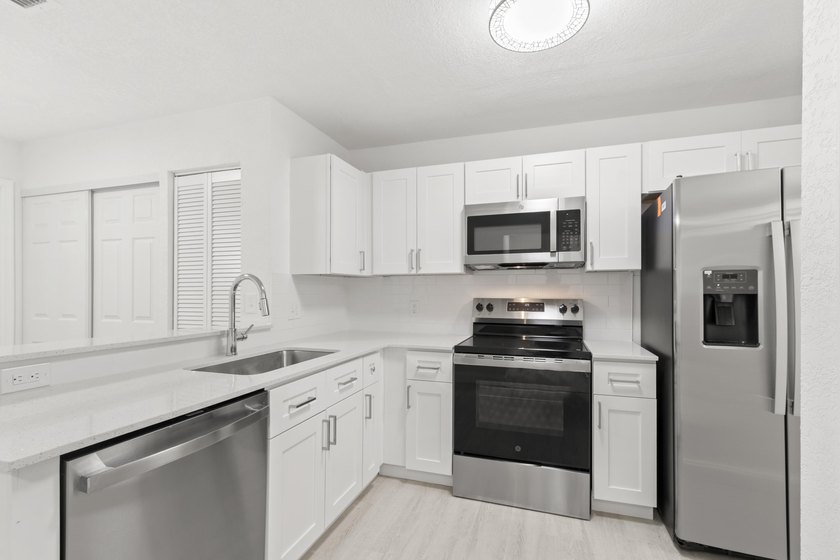 Experience the perfect blend of style and convenience in this - photo 5