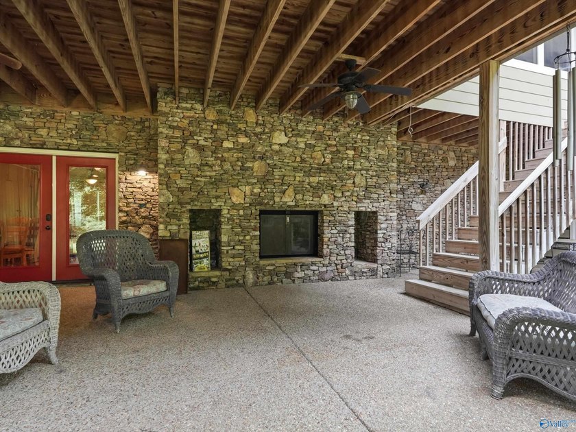 Rare opportunity to own a beautiful waterfront home on Lake - photo 30