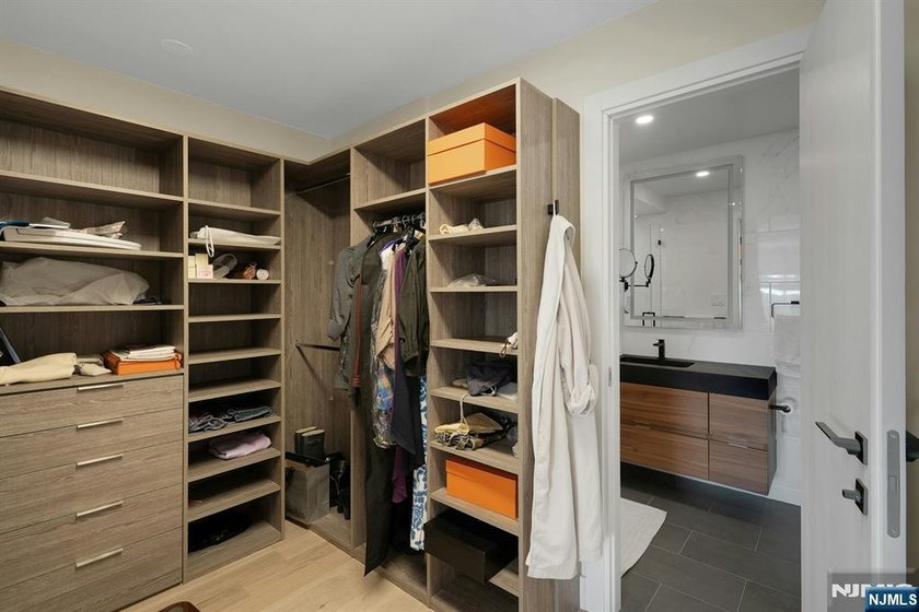 CONTACT DEBRA JACOBS &amp; HALLEY NATKIN COLDWELL BANKER FORT LEE - photo 31
