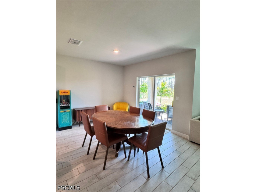 Welcome to Magnolia Landing, where low-maintenance living meets - photo 3