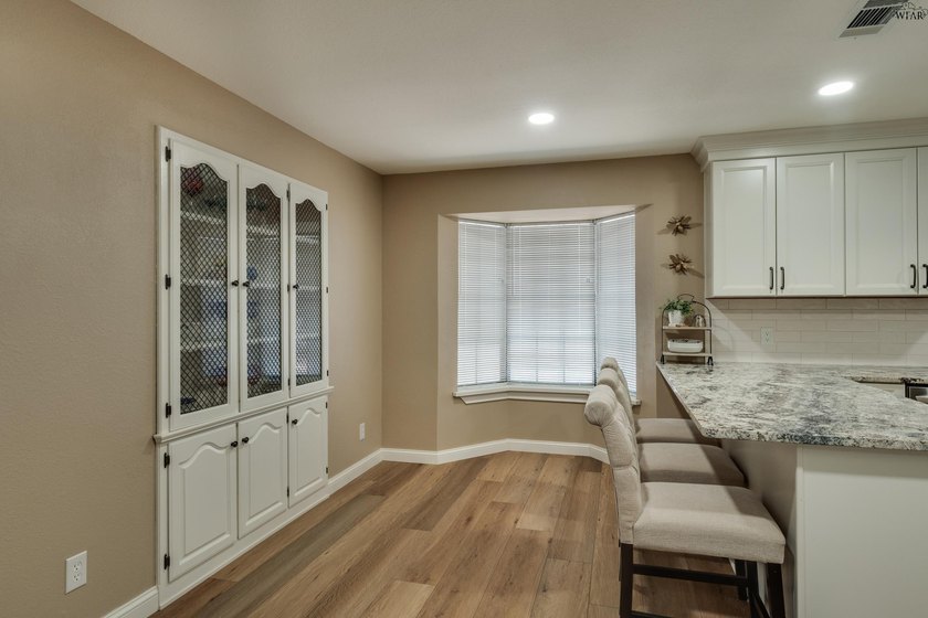 Over $100K in recent renovations that include a full kitchen - photo 15