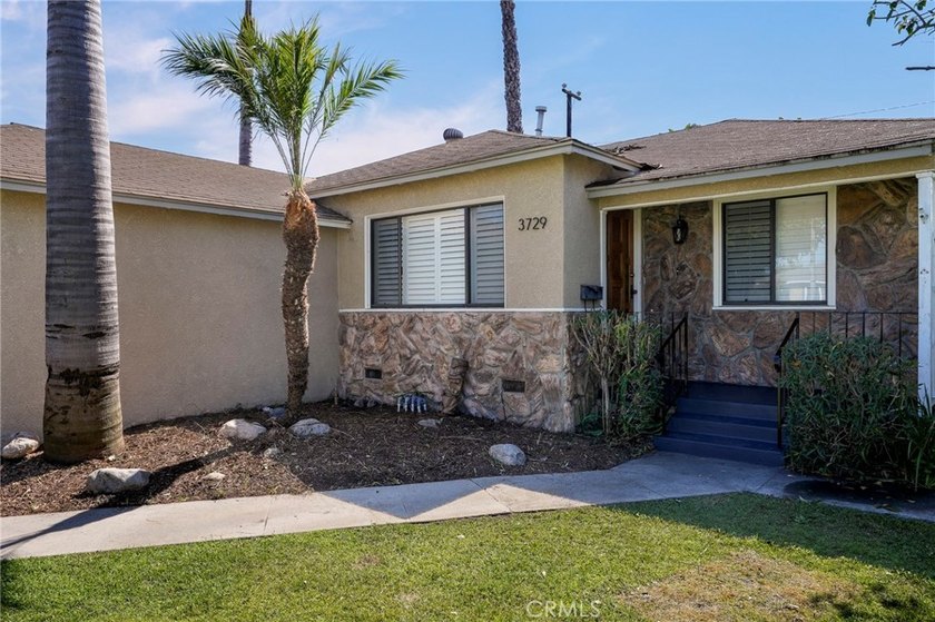 Charming, updated home nestled in sought-after neighborhood of - photo 3