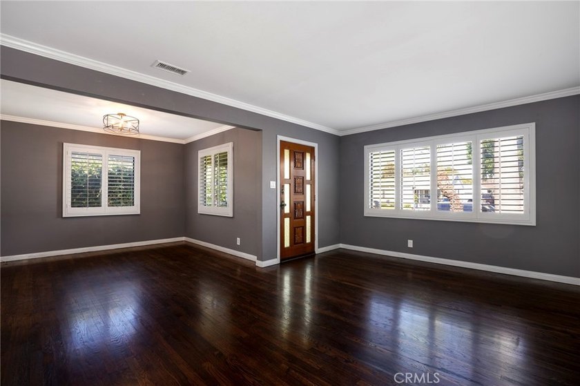Charming, updated home nestled in sought-after neighborhood of - photo 7