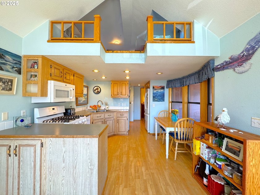 PRICE REDUCED $15,000! Large Ocean-View Home at Whaleshead Beach - photo 12
