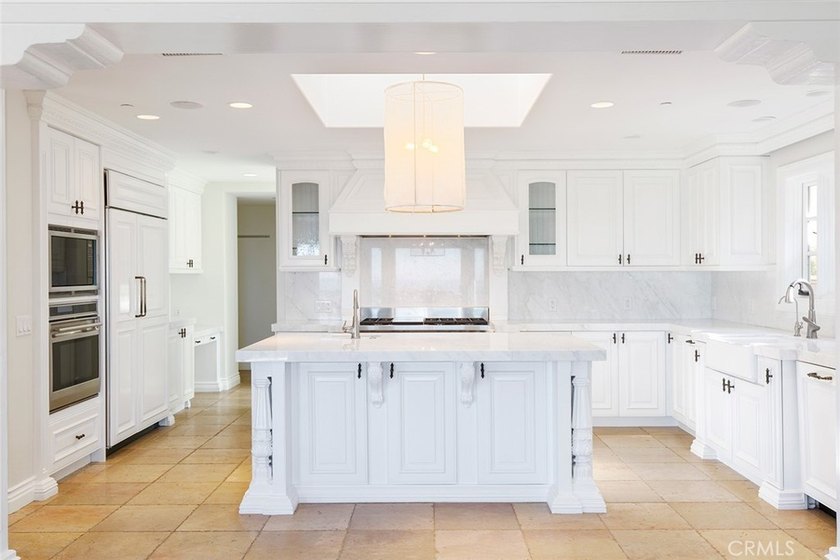 Experience refined coastal living with this exceptional 12-month - photo 5
