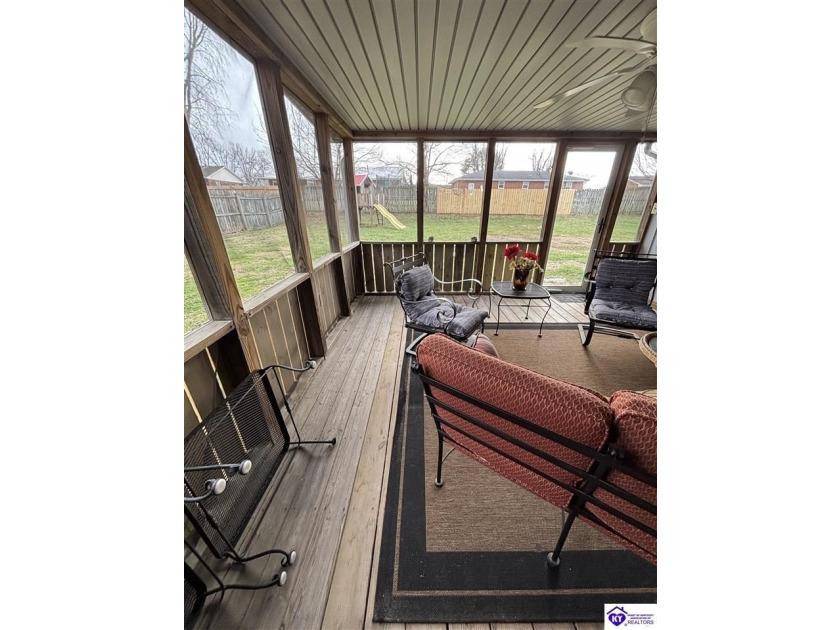 This inviting 3 bedroom, 1.5 bath home offers comfort, character - photo 14