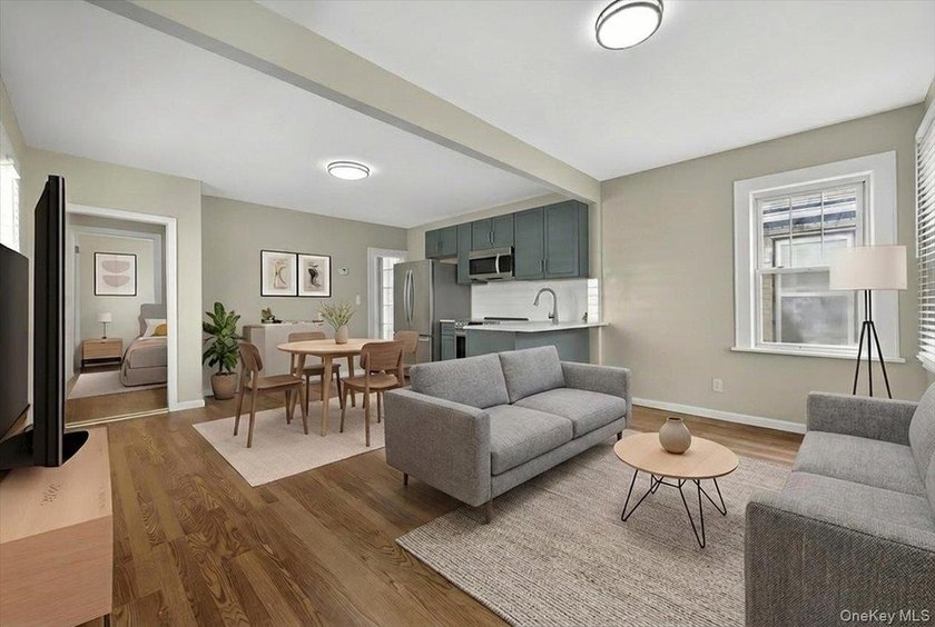 Legal one dwelling detached home in the Bronx featuring 3 - photo 6