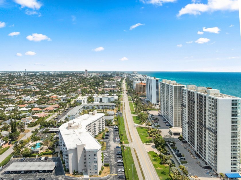 Stunning condominium in beautiful Boca Raton at the Patrician - photo 3