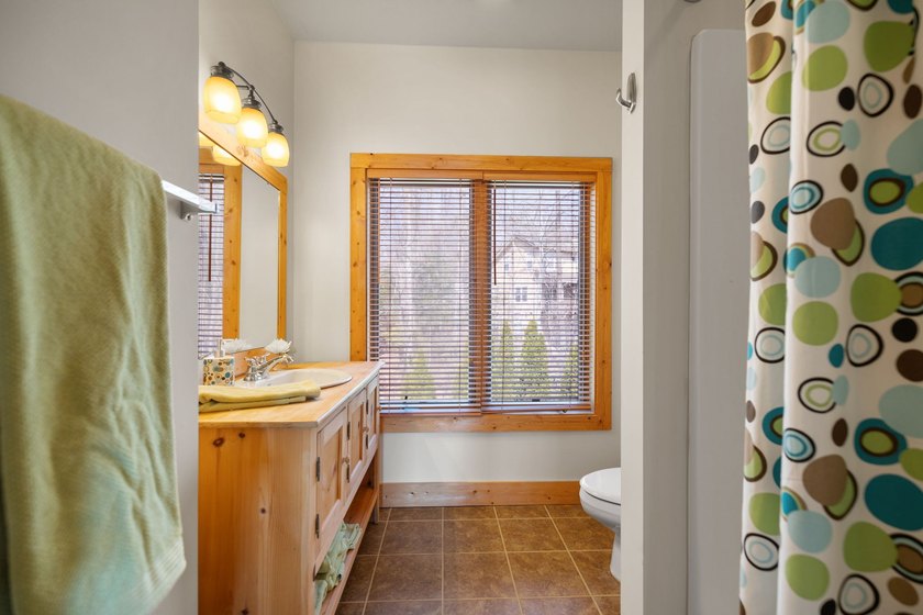 This fully furnished 5-bedroom, 7-bathroom mountain retreat - photo 24