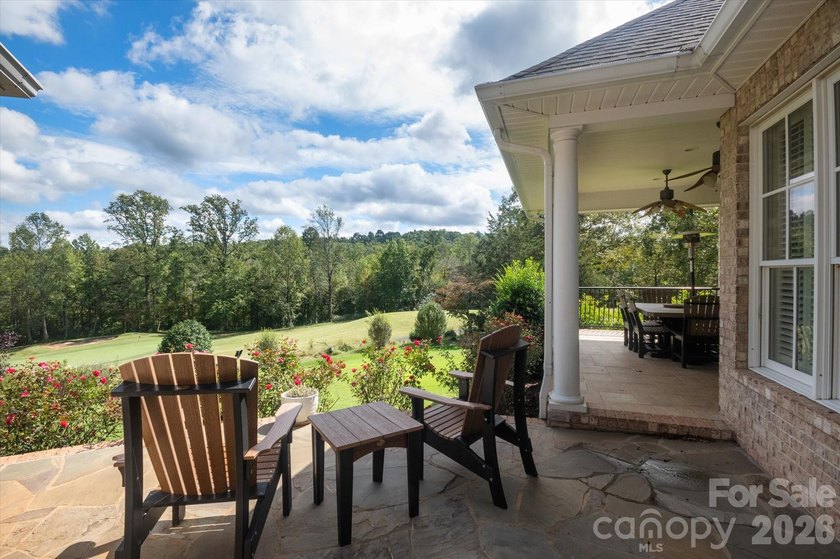 This stunning home overlooks the 17th green at Cleghorn Golf - photo 33