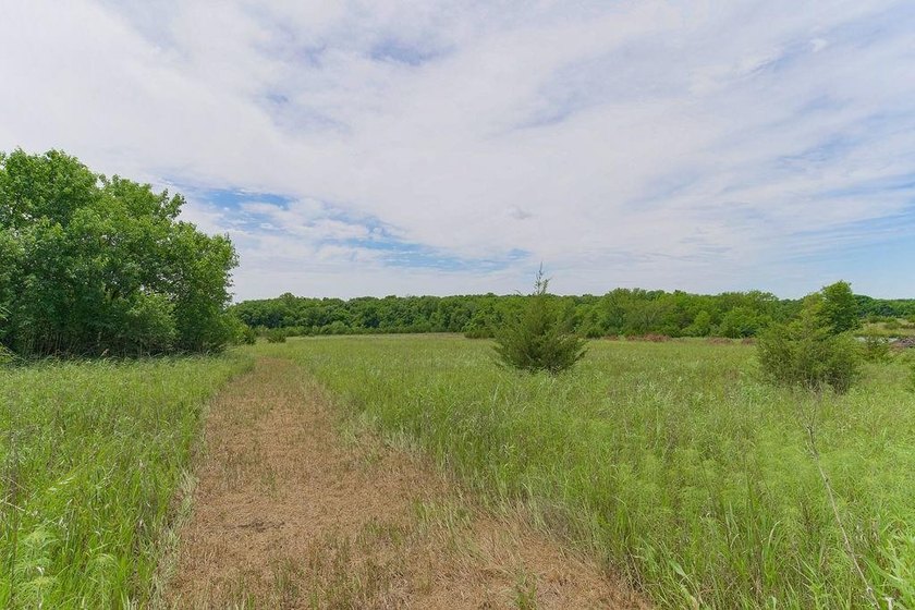 Gorgeous Rolling Acreage with Scenic Views! This stunning - photo 11