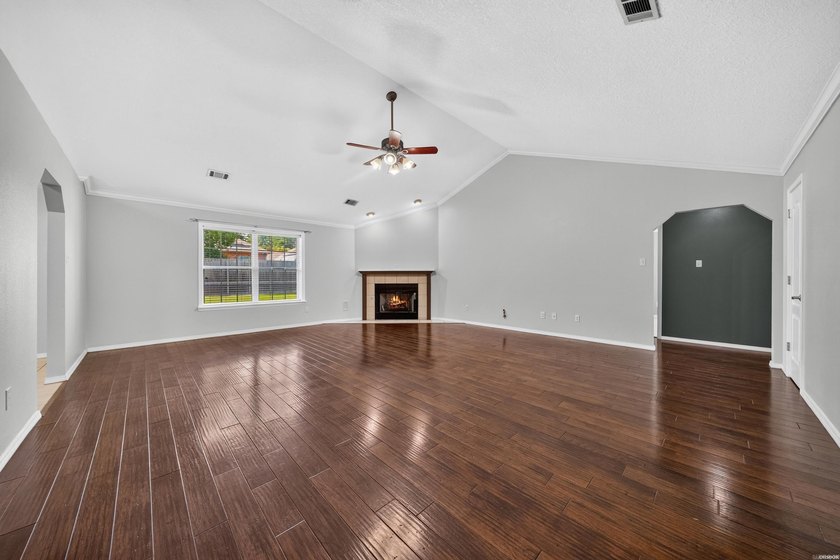 Welcome home to this beautiful, move-in-ready one-level - photo 3