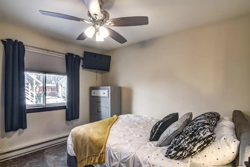 Check out this newer built, move in ready home. This 2 bed, 1 - photo 13