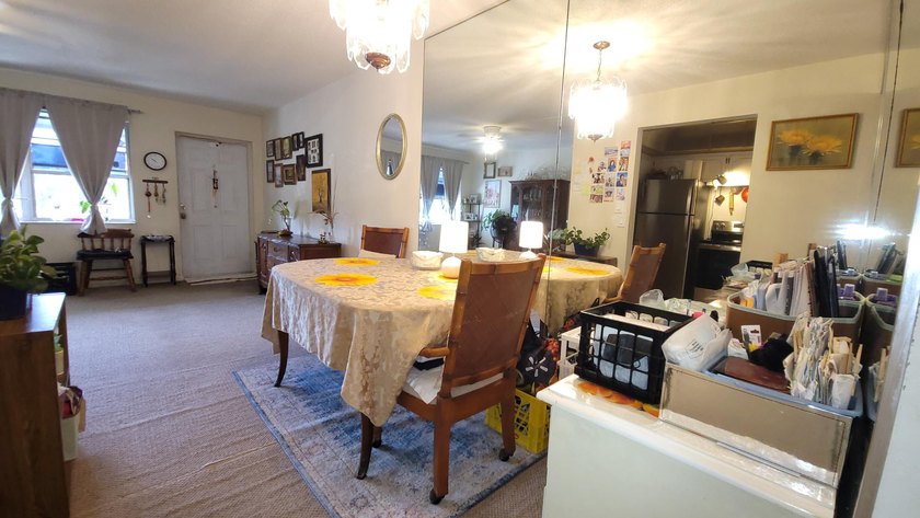 Bright and charming, lightly updated, one bedroom, one bath - photo 9