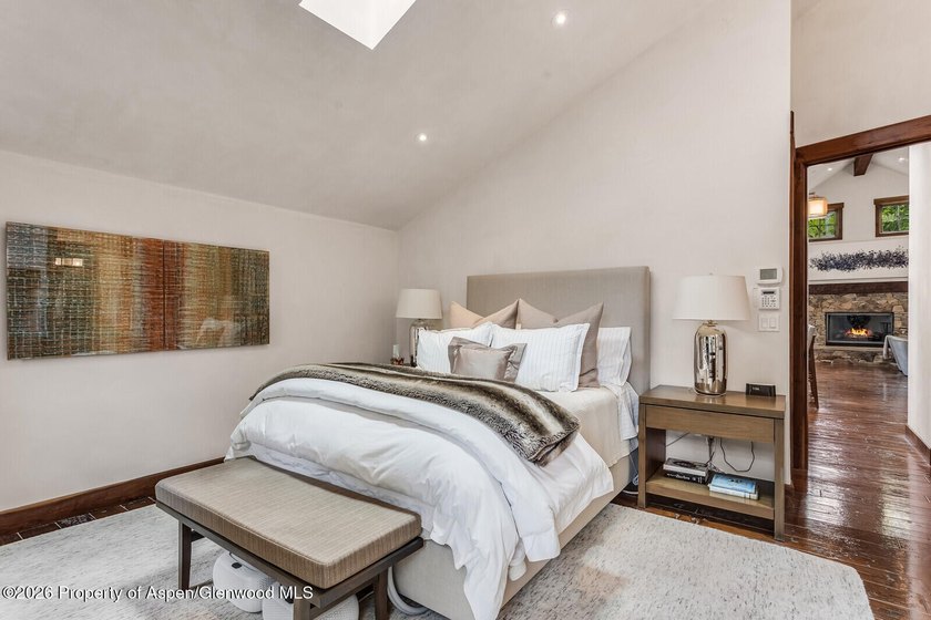 Located on desirable Sierra Vista Drive just off Cemetery Lane - photo 41