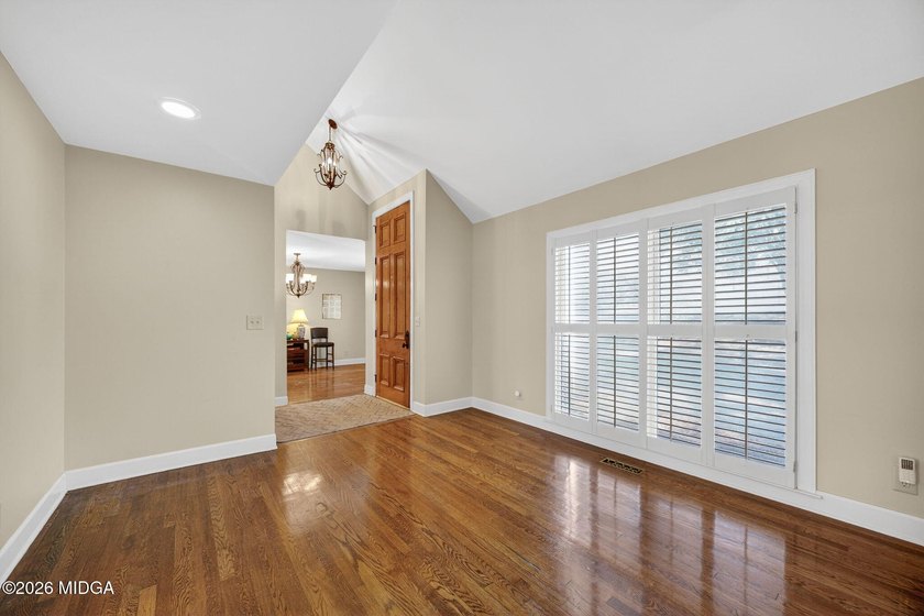 Located on cul de sac in highly desirable St Andrews in Country - photo 16
