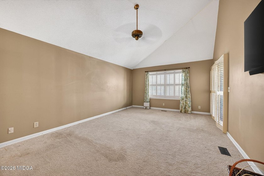 Located on cul de sac in highly desirable St Andrews in Country - photo 21