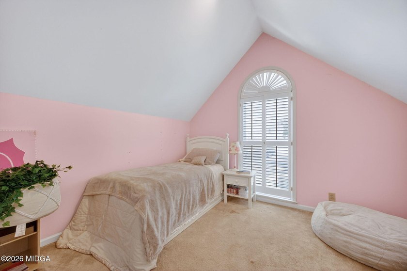 Located on cul de sac in highly desirable St Andrews in Country - photo 32