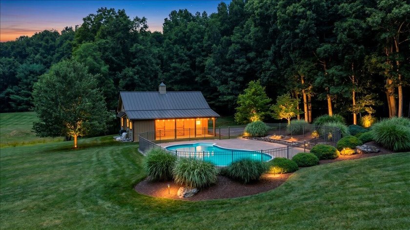 Set on a nearly 10-acre estate with breathtaking mountain and - photo 3