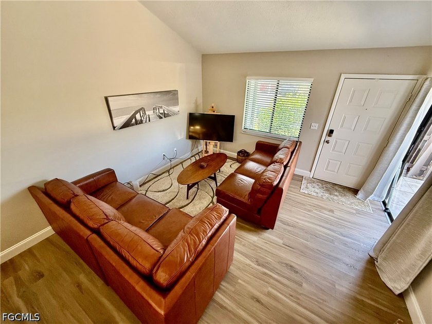 Sandalwood Estates - 2 bedroom 2 bath with loft/den space, a - photo 3