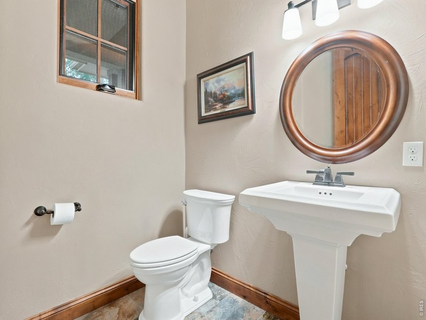 Rare opportunity to own a custom home with an incredible 10-car - photo 35