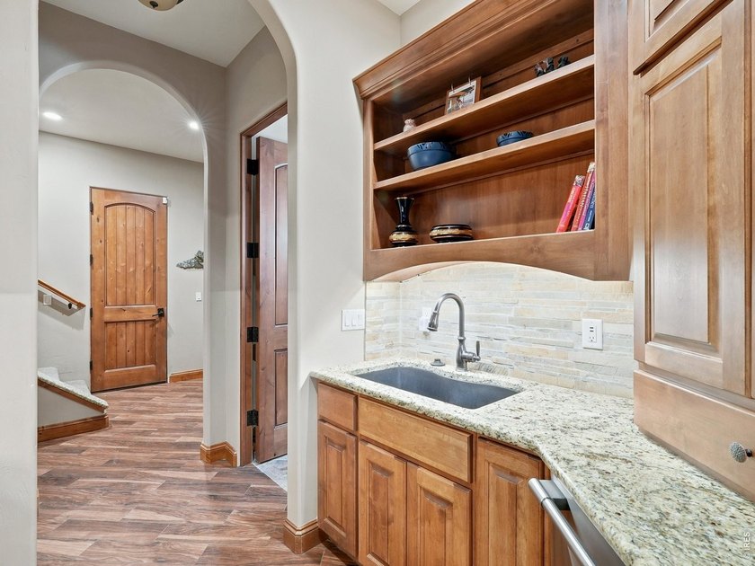Rare opportunity to own a custom home with an incredible 10-car - photo 37