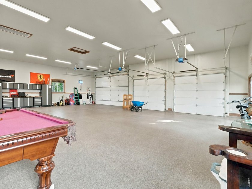 Rare opportunity to own a custom home with an incredible 10-car - photo 42