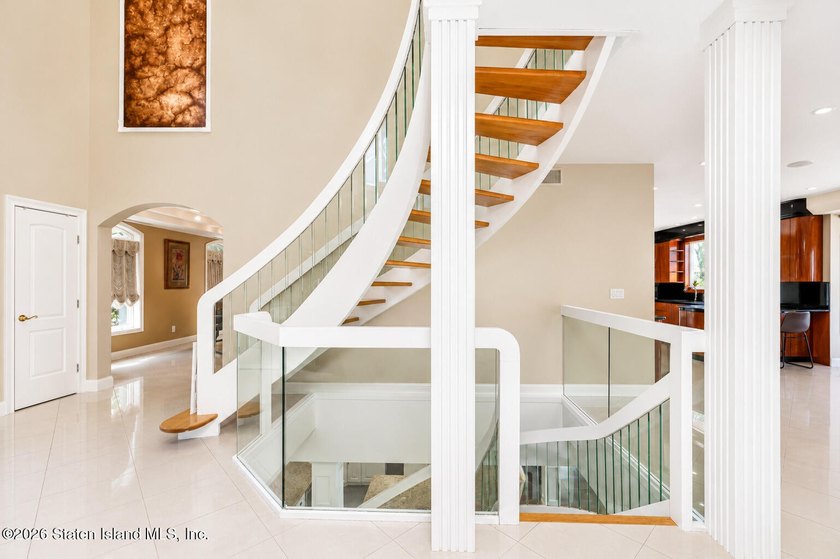 Exceptional waterfront estate with private dock and over 700 - photo 29